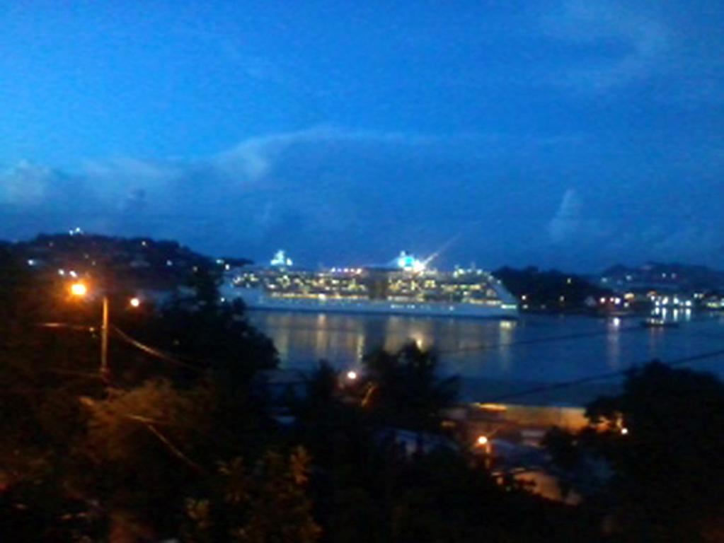Harbour Vista Inn Castries Oda fotoğraf