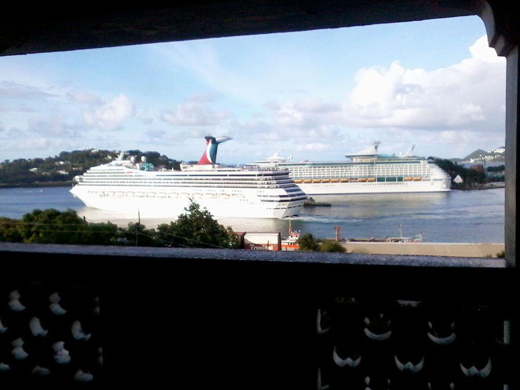 Harbour Vista Inn Castries Oda fotoğraf