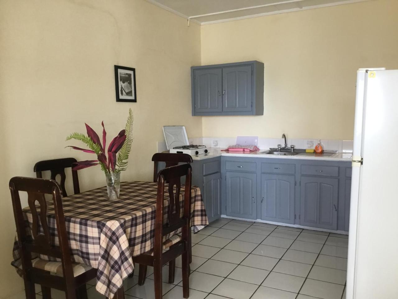 Harbour Vista Inn Castries Dış mekan fotoğraf